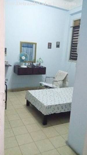 Calle Suárez No. 162 e/ Misión y Gloria