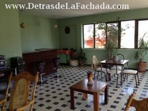 calle 3ra entre 26 y 28 num 2603 2do piso.