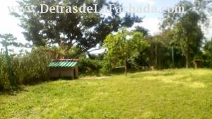 Carretera de la vía Blanca km. 10 ubicada en el corredor Turístico Habana-Varadero, A I KM DE LA COSTA NORTE  DE LA CIUDAD DE MATANZAS(EL MAR), CON FACIL ACCESO HACIA EL VALLE DE YUMURY CON  VISTA PANORAMICA Y FRENTE A LA VIA BLANCA.